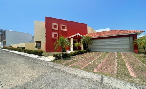 Haus in Alvarado, Veracruz, Mexiko 1