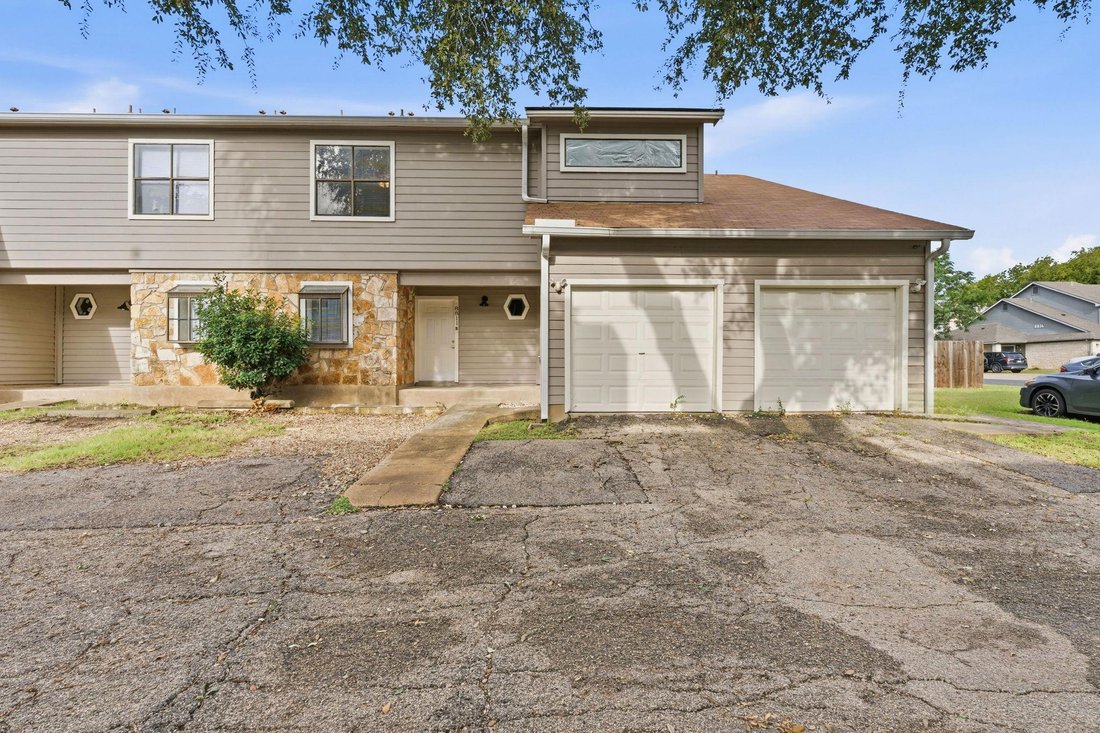 Jollyville, Texas, United States 5 - 18502377