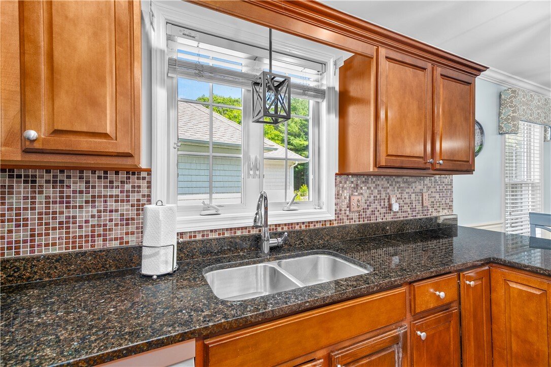 Condo in Coventry, Rhode Island, United States 5 - 18499143