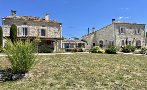 Maison à Dirac, Nouvelle-Aquitaine, France 1