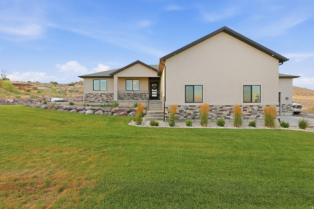 House in Stockton, Utah, United States 1 - 18502247