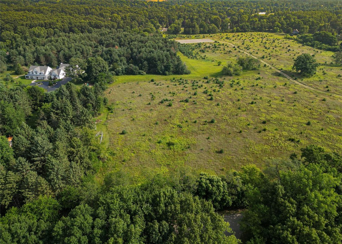 Land in Hartland, Michigan, United States 2 - 18504835