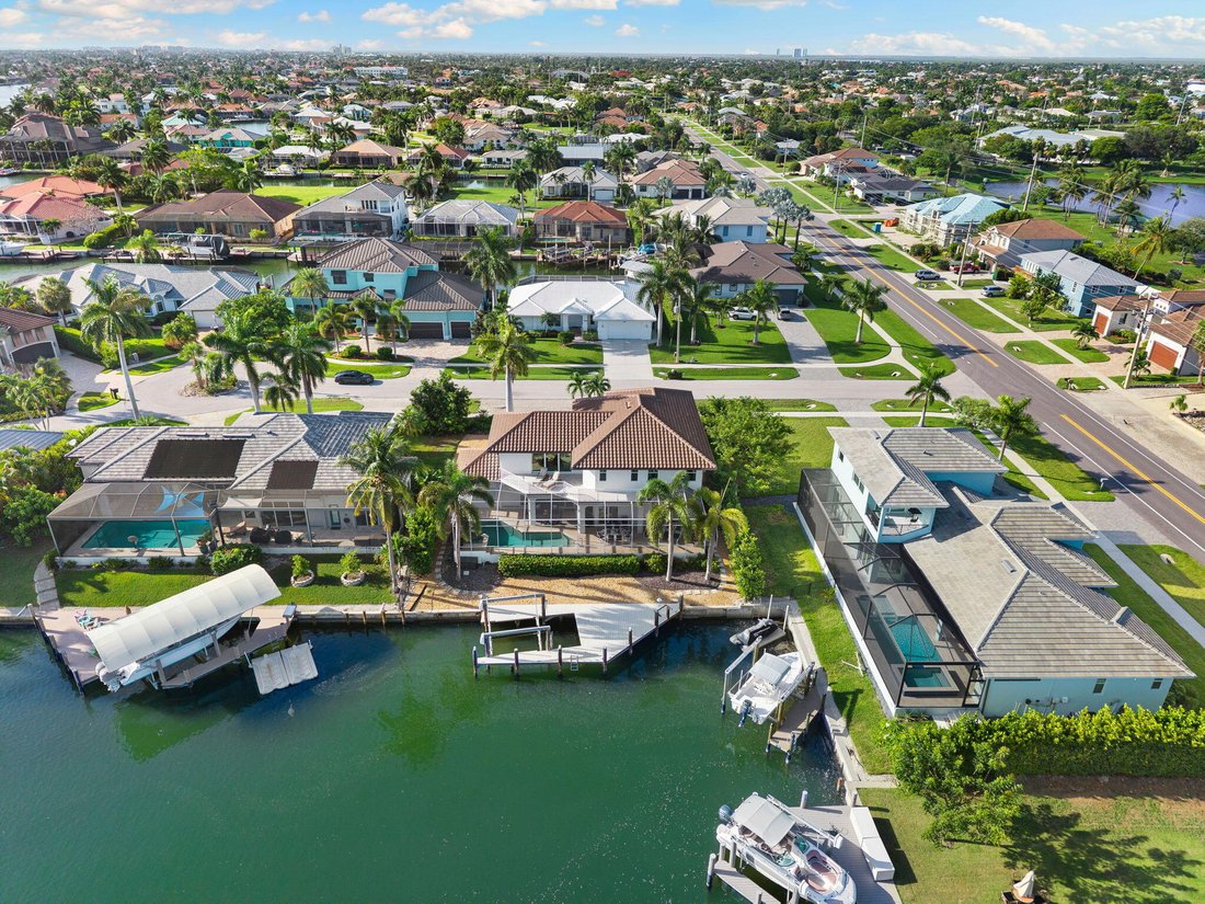 Maison à Marco Island, Floride, États-Unis 2 - 18498880