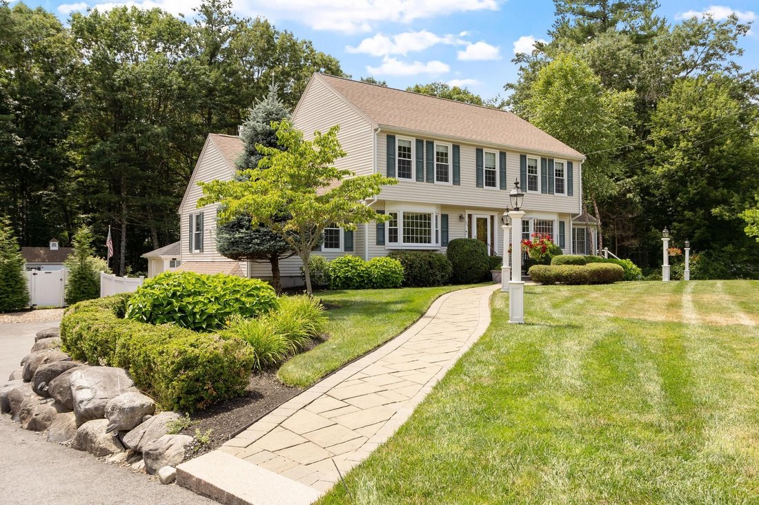 House in Tewksbury, Massachusetts, United States 2 - 18498859