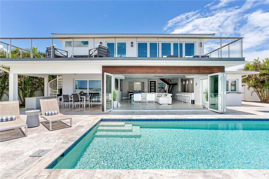 House in Madeira Beach, Florida, United States 3 - 18504836
