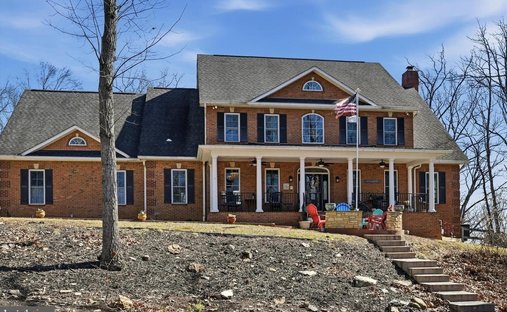House in Leesburg, Virginia, United States 1