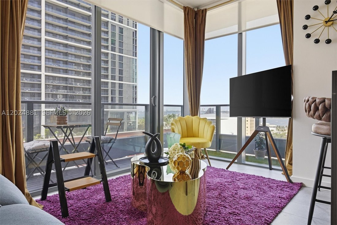 Condominio en Miami, Florida, Estados Unidos 2 - 18001704