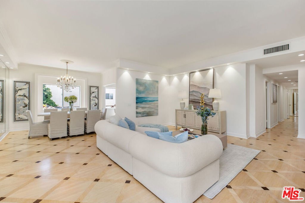 Condo in Beverly Hills, California, United States 3 - 18501892