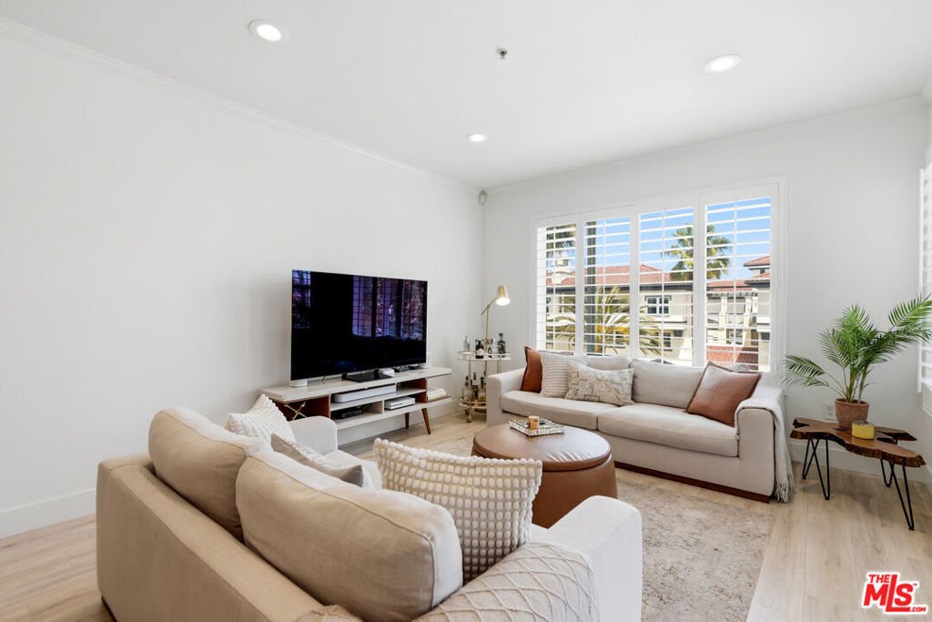 Condo in Los Angeles, California, United States 3 - 18501910