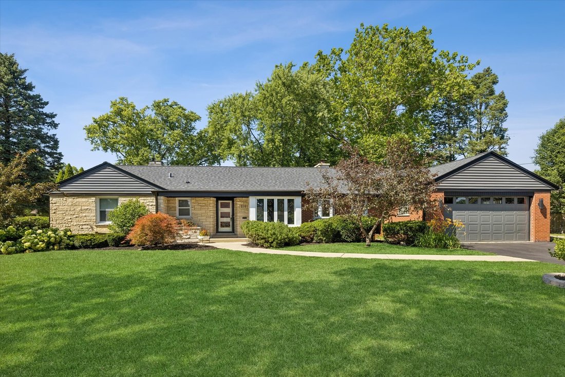 House in Mount Prospect, Illinois, United States 1 - 18502791