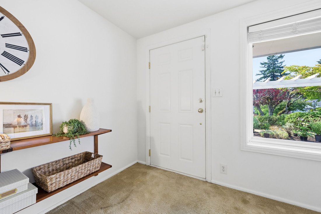 House in Bellevue, Washington, United States 3 - 18501121