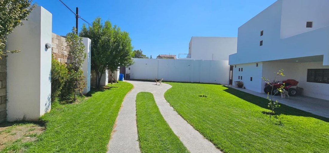 House in Bosques la Florida, San Luis Potosi, Mexico 4 - 18500643