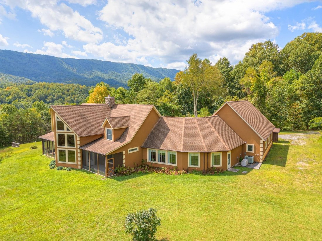 House in Narrows, Virginia, United States 5 - 18507152