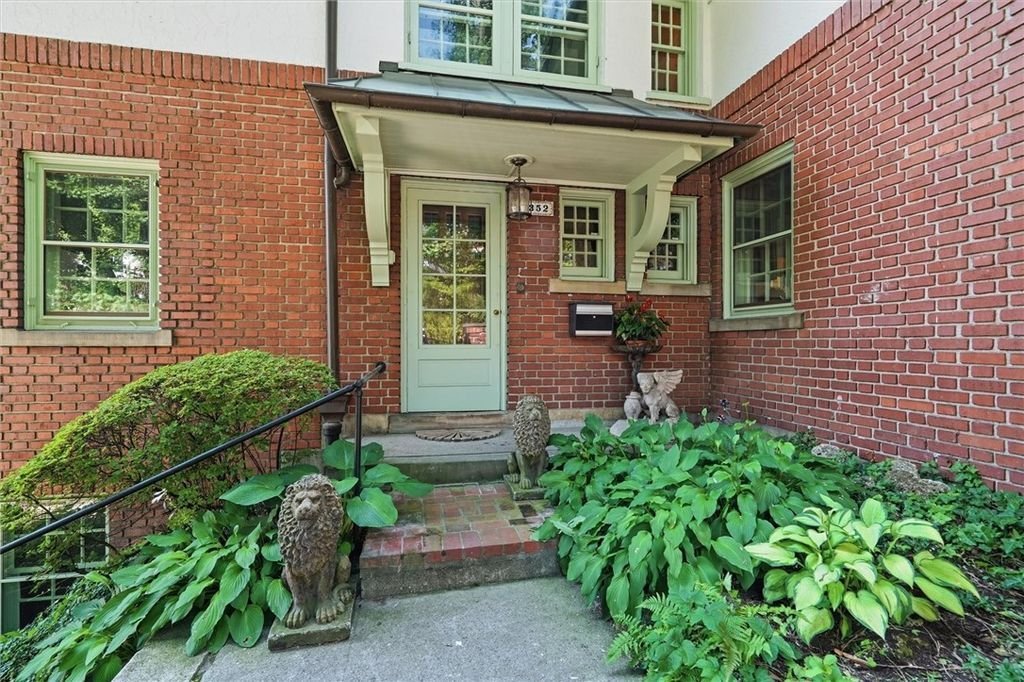 House in Pittsburgh, Pennsylvania, United States 3 - 17675592