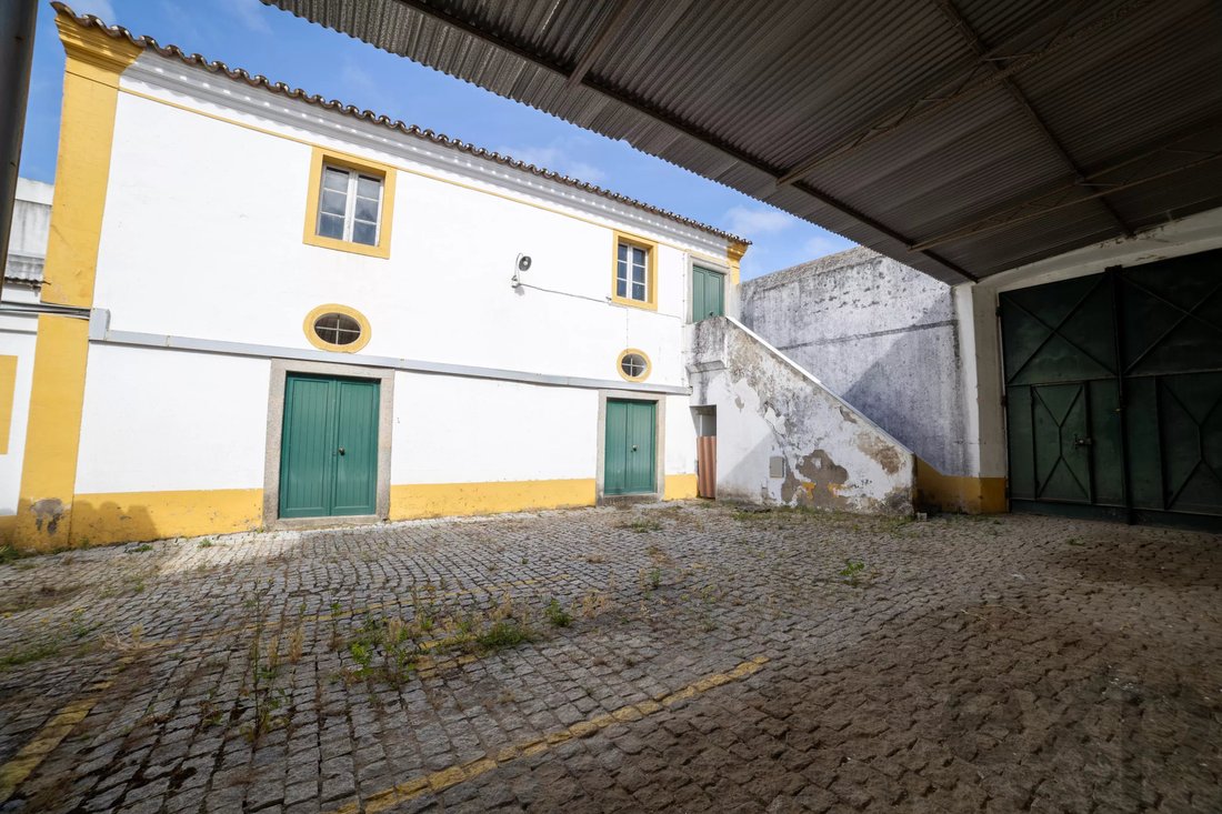 Andere in Evora (Sao Mamede, Se, Sao Pedro e Santo Antao), Distrikt Évora, Portugal 5 - 18501237