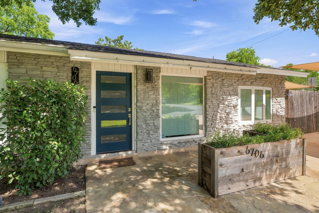 House in Austin, Texas, United States 5 - 18499120