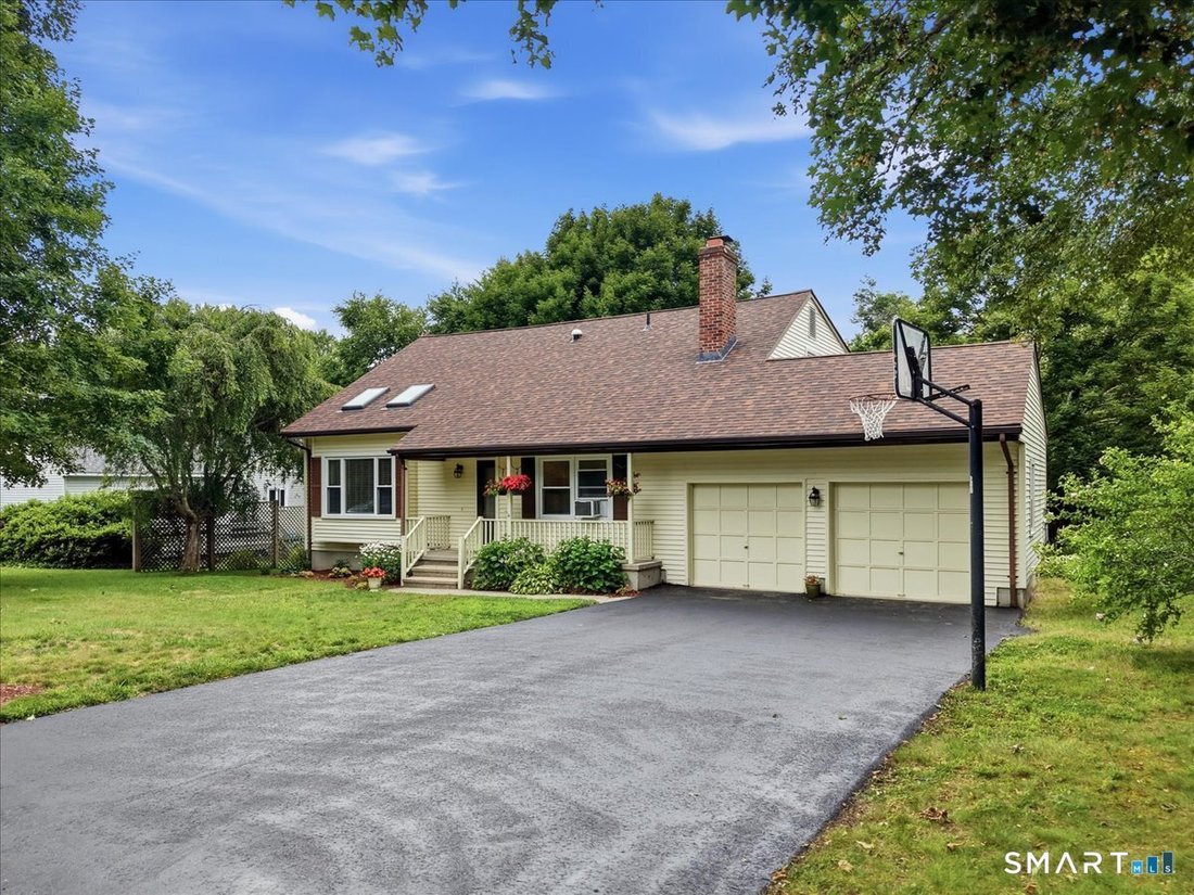 House in Groton, Connecticut, United States 2 - 18481666