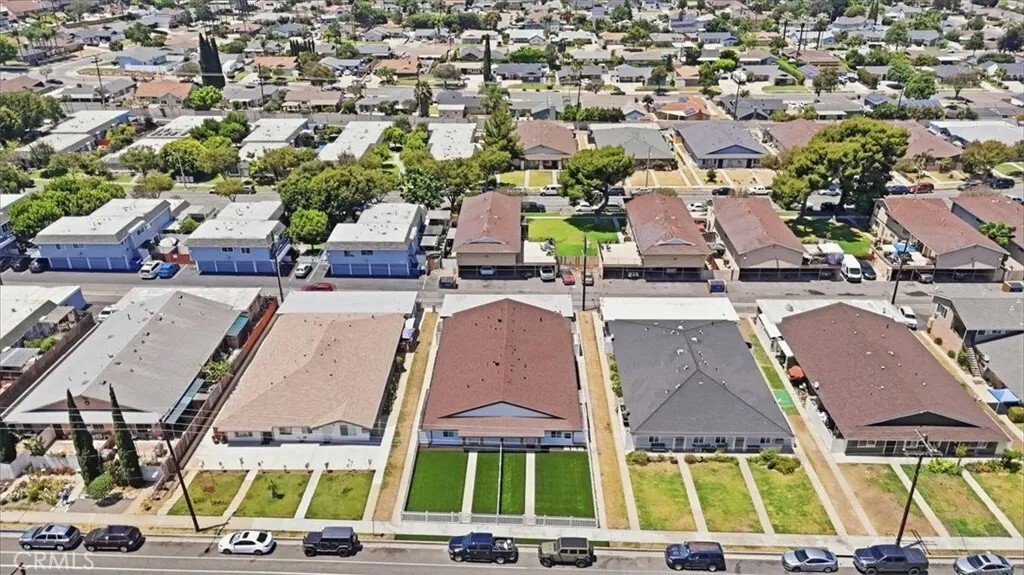 Orange, California, United States 1 - 18499188