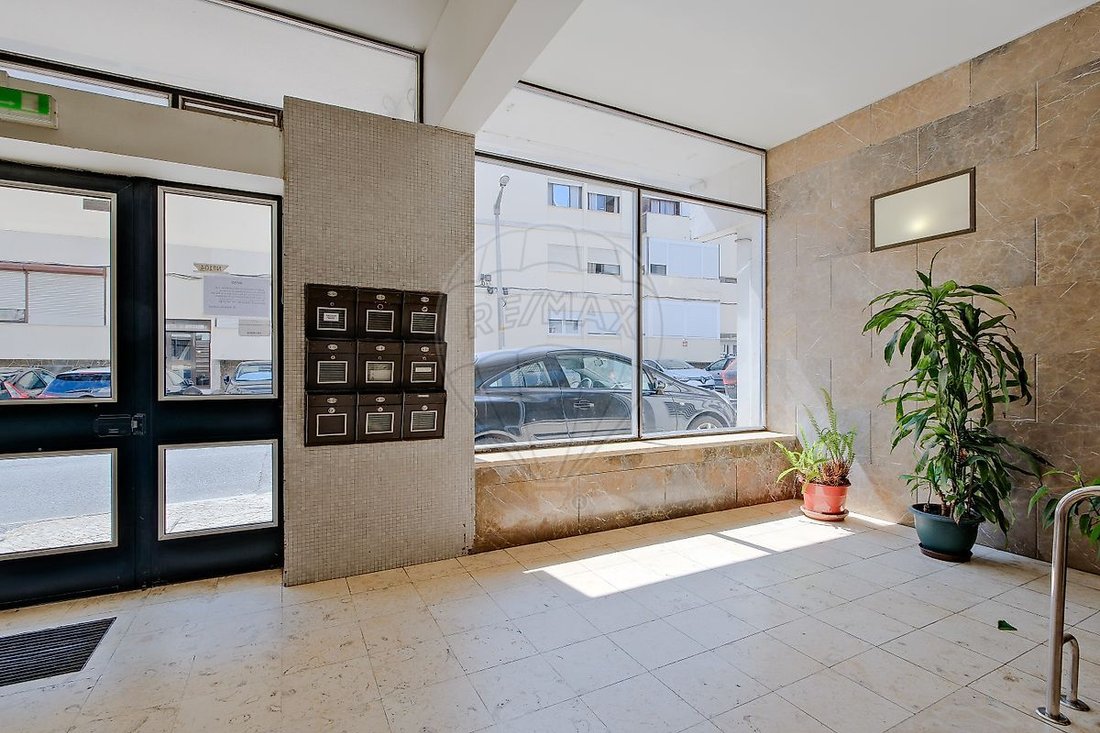 Appartamento a Estoril, Cascais e Estoril, Lisbona 5 - 18499986