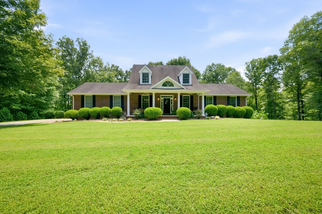 House in Hohenwald, Tennessee, United States 3 - 18499943