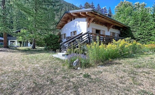 Chalet in Chamonix-Mont-Blanc, Auvergne-Rhône-Alpes, France 1
