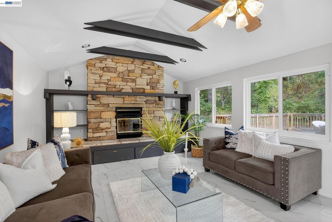 House in Oakland, California, United States 5 - 18504802