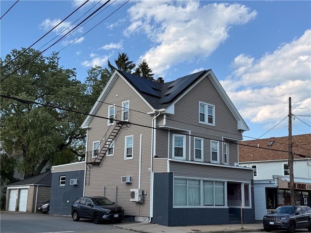 Cranston, Rhode Island, United States 2 - 18502101