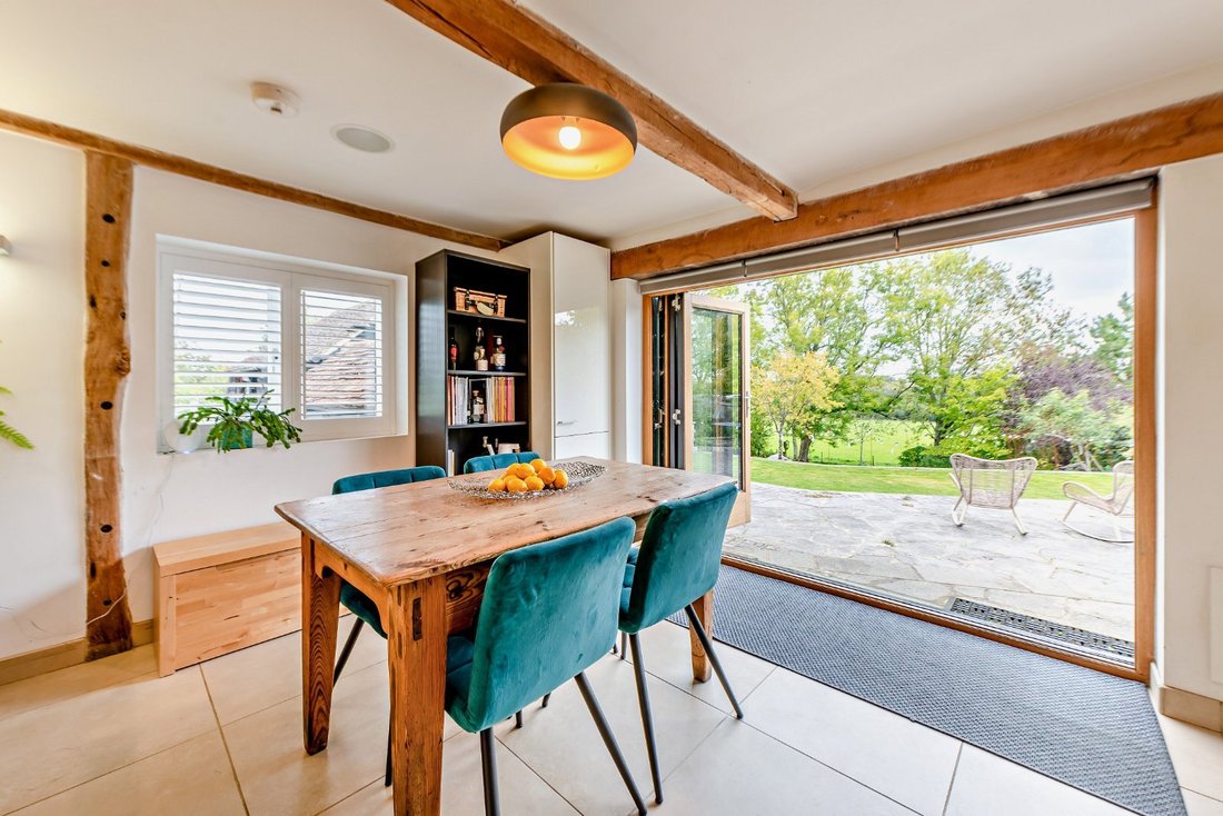 House in Storrington, England 5 - 18499217