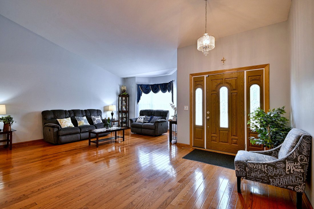 House in Bolingbrook, Illinois, United States 5 - 18499462