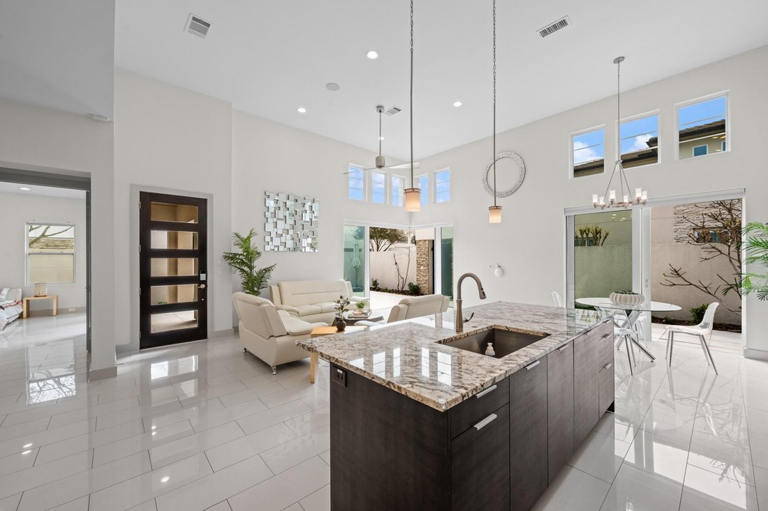 House in Houston, Texas, United States 1 - 18503692