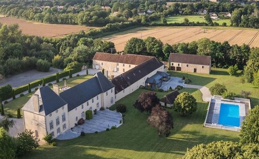 Estate in Périphérique, Falaise, France 1