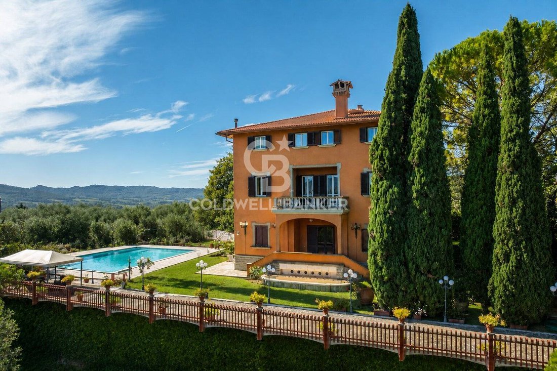 Villa in Corciano, Umbria, Italy 1 - 15625347