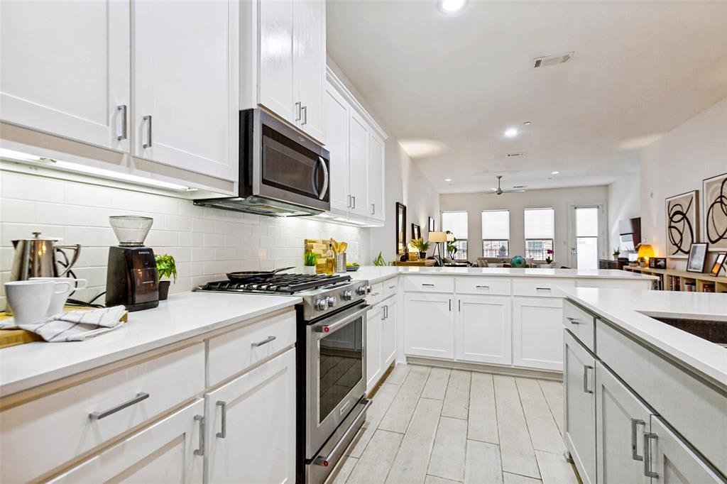 Condo in Addison, Texas, United States 2 - 18500325