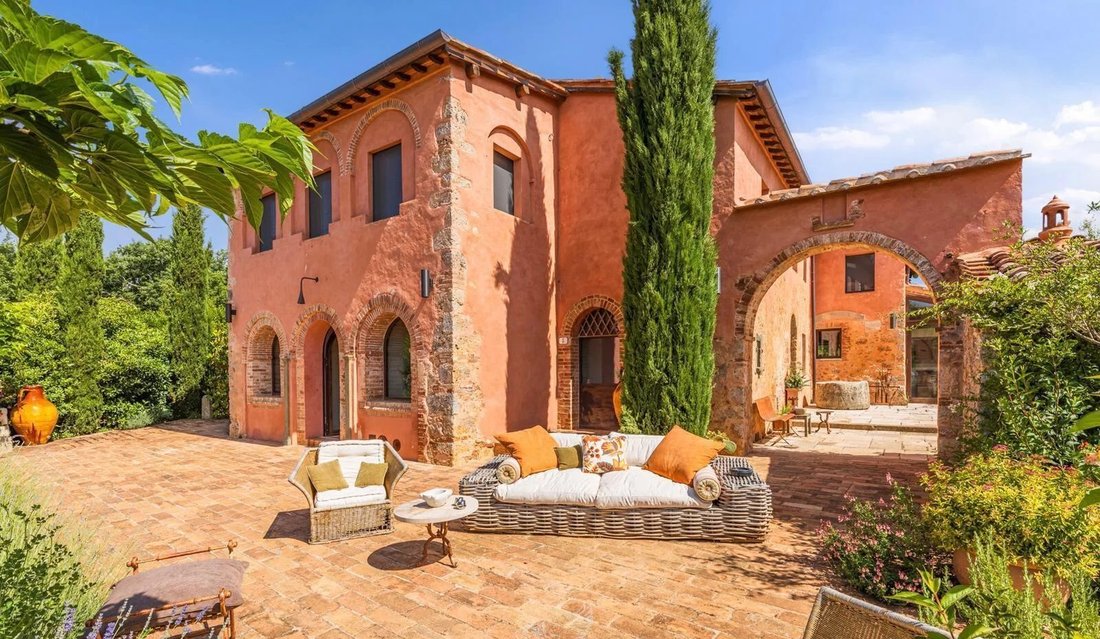 Villa in Siena, Tuscany, Italy 1 - 18505383