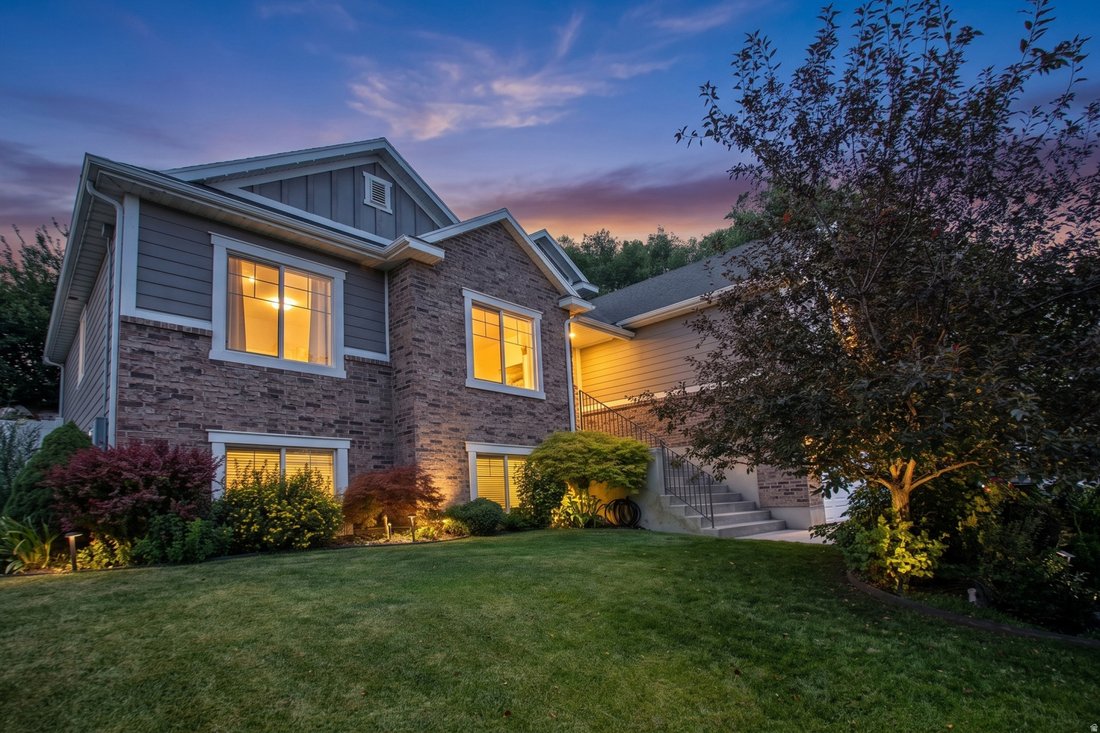 House in Farmington, Utah, United States 2 - 18159726
