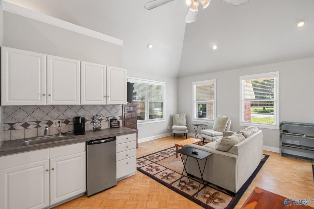 House in Redstone Arsenal, Alabama, United States 3 - 18502924