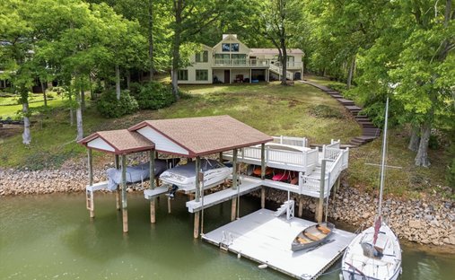 Casa en Wirtz, Virginia, Estados Unidos 1