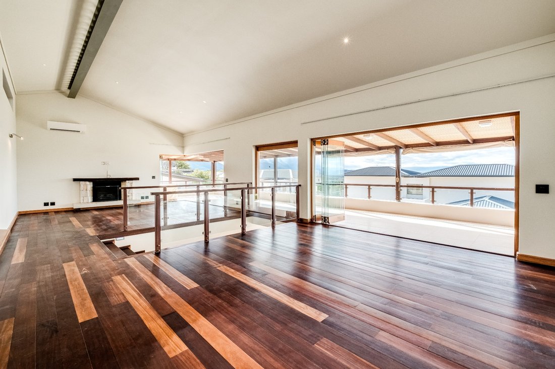 House in Cape Town, Western Cape, South Africa 4 - 18504157