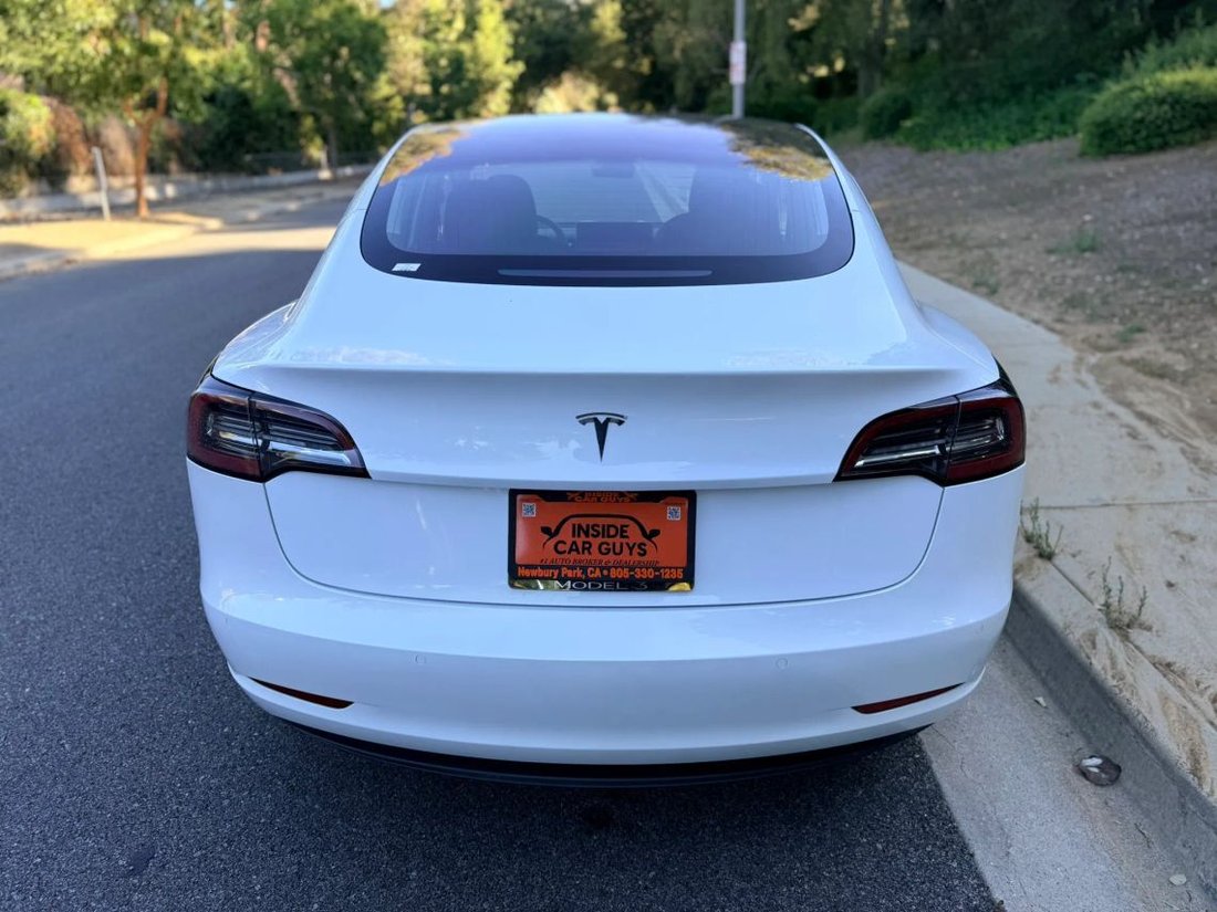 Sedan in Newbury Park, CA, United States 4 - 18275906