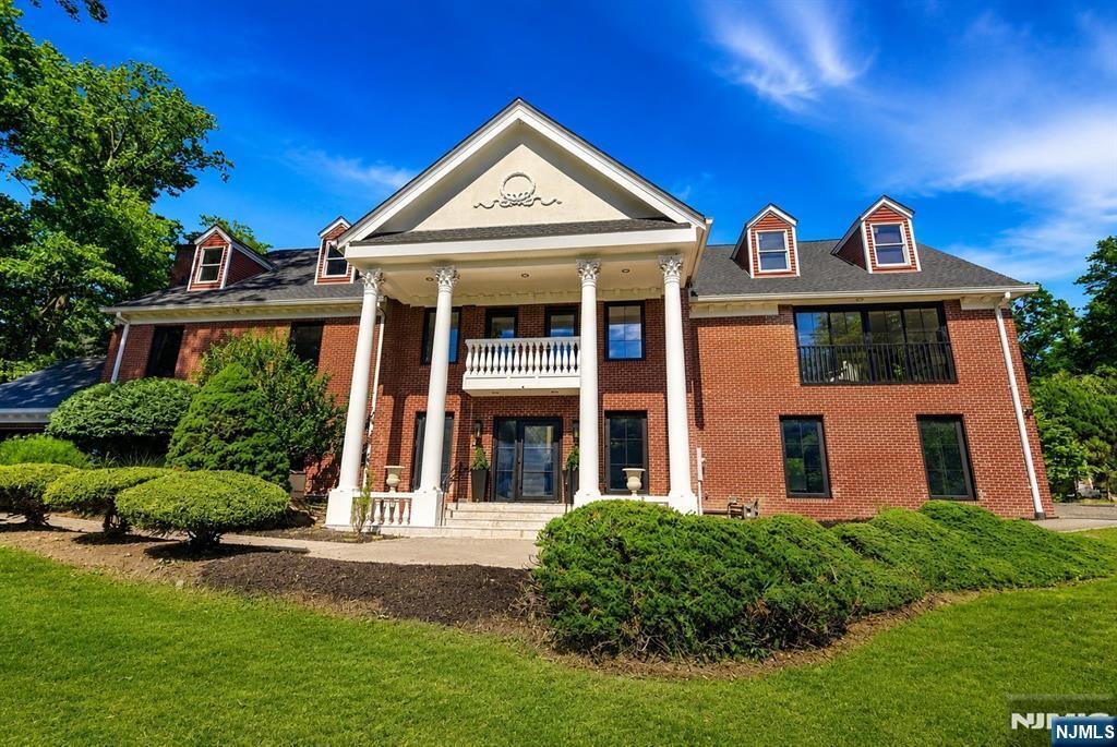 House in Saddle River, New Jersey, United States 1 - 18499778