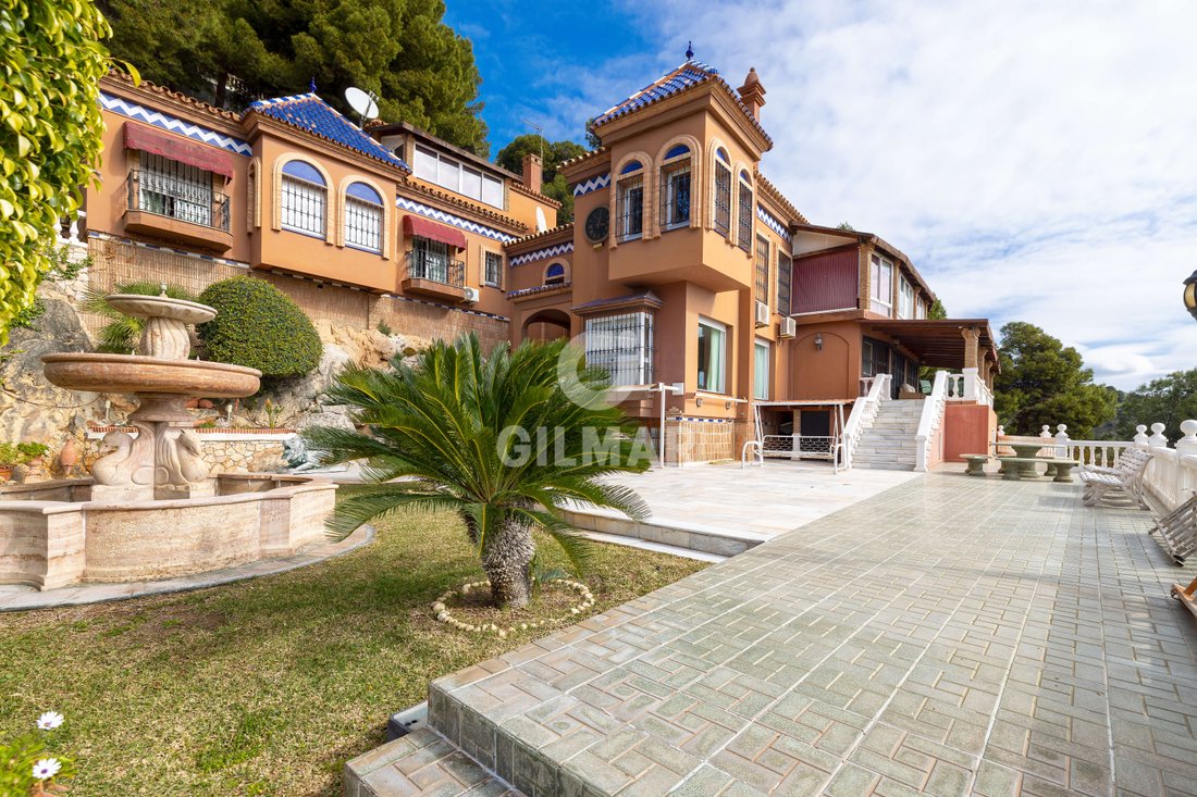 Villa in Este, Malaga, Spain 2 - 18499467