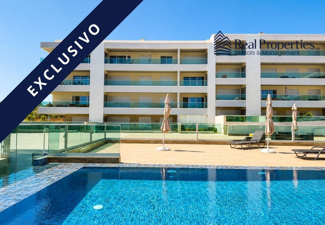 Apartment in Quarteira, Algarve, Portugal 1 - 18504106