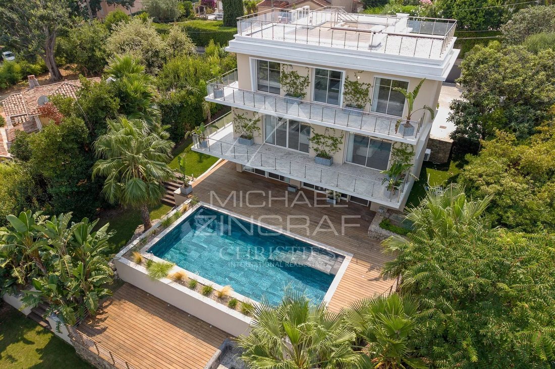 Villa in Ponteil, Antibes, France 1 - 18393261