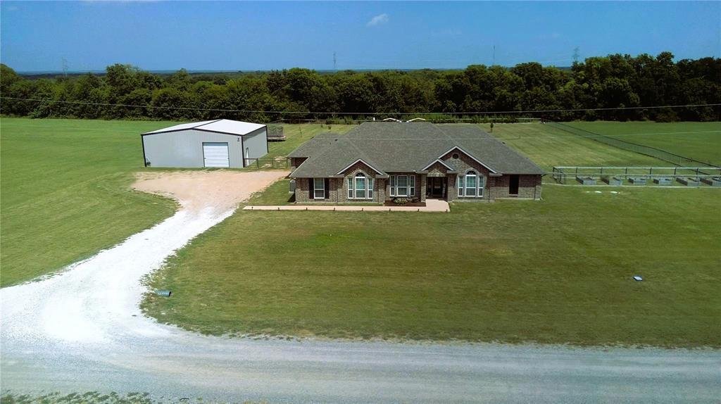 House in Whitewright, Texas, United States 1 - 18500353