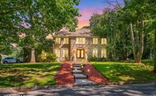 Haus in East Brunswick Township, New Jersey, Vereinigte Staaten 1