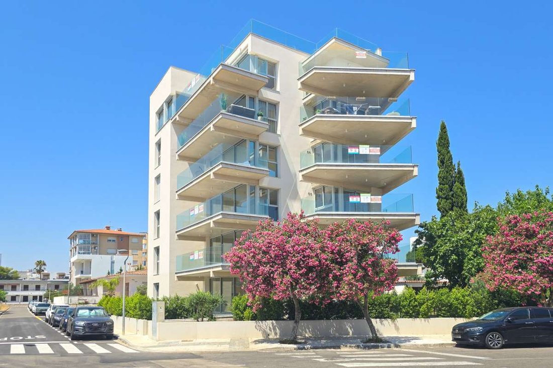 Apartment in Roses, Catalonia, Spain 1 - 17612781