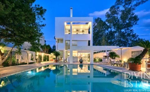 Villa in Vouliagmeni, Attica, Greece 1