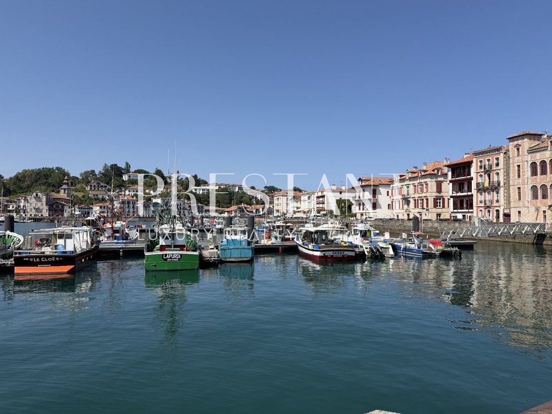 Apartment in Centre Ville, Saint-Jean-de-Luz, France 1 - 18504029