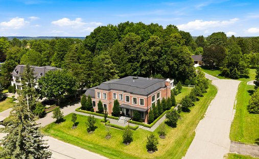 House in Nobleton, Ontario, Canada 1