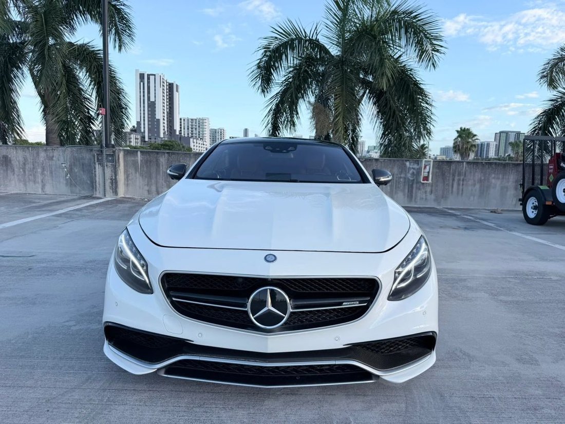 Coupe in Fort Lauderdale, FL, United States 3 - 18500777